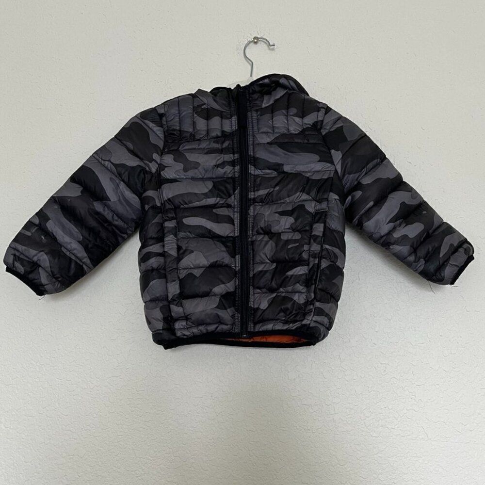 URBAN REPUBLIC camouflage down jacket for boys Size 3T